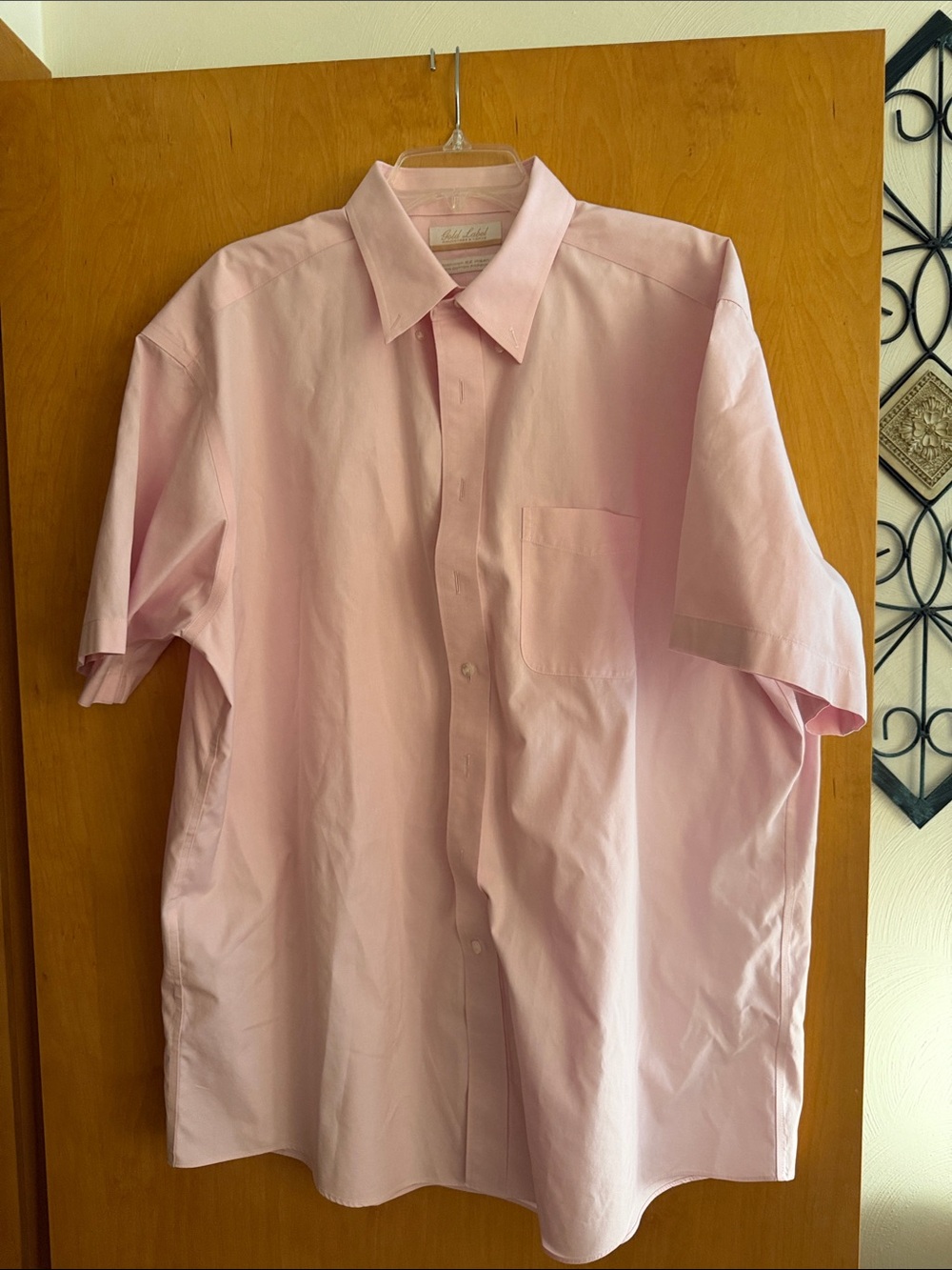 Roundtree & Yorke gold label Men's Short-Sleeve Dress Shirt - Pink